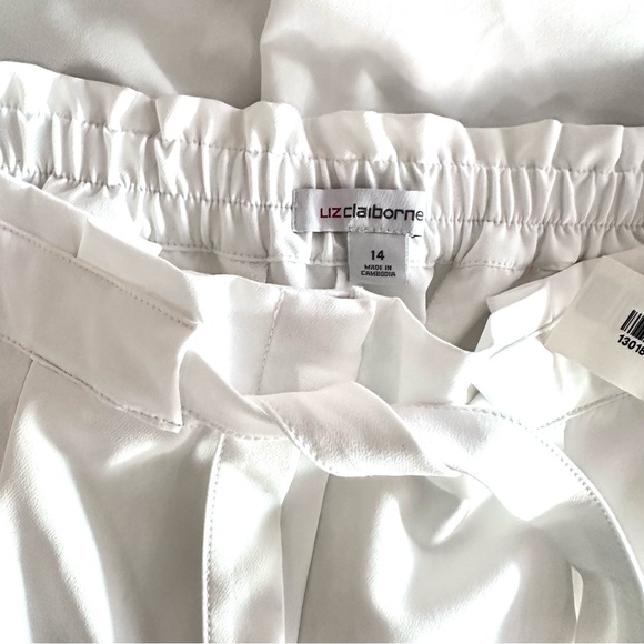 NWT Liz Claiborne Pants Size 14 White‎ High Waist Extra Wide Leg Cropped Belted - Picture 2 of 9